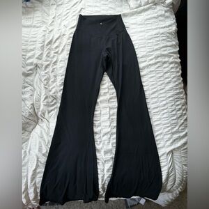 Sunzel Amazon Crossover Flare Leggings